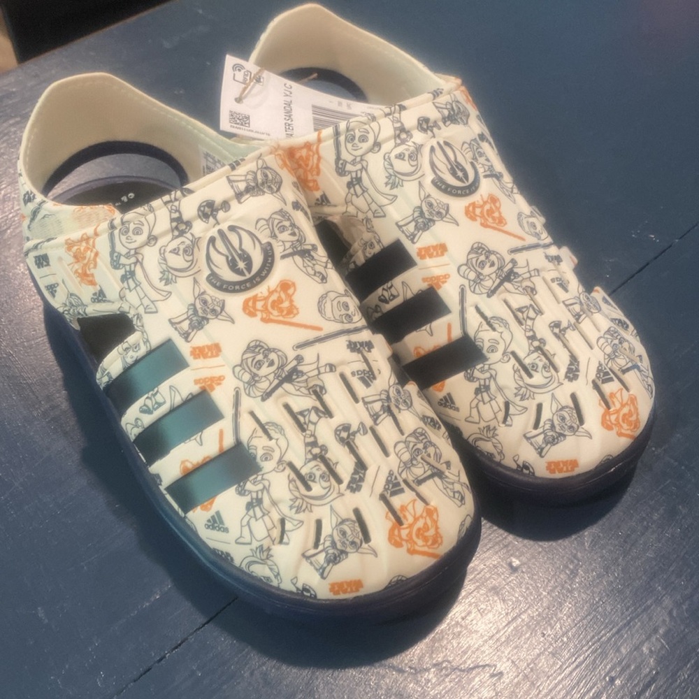 sandals size 1 adidas